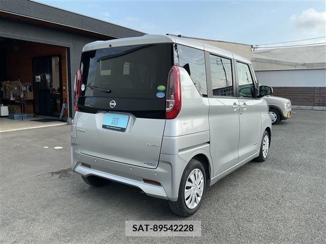 Nissan ROOX 2020-04 354660-6