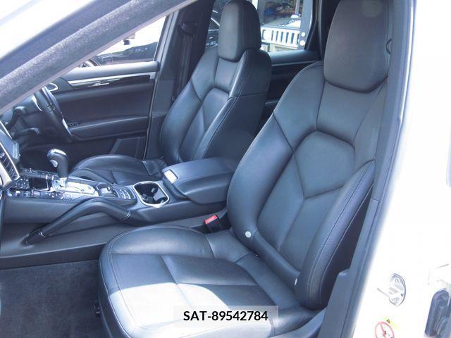 Porsche CAYENNE 2011-03 222731-10