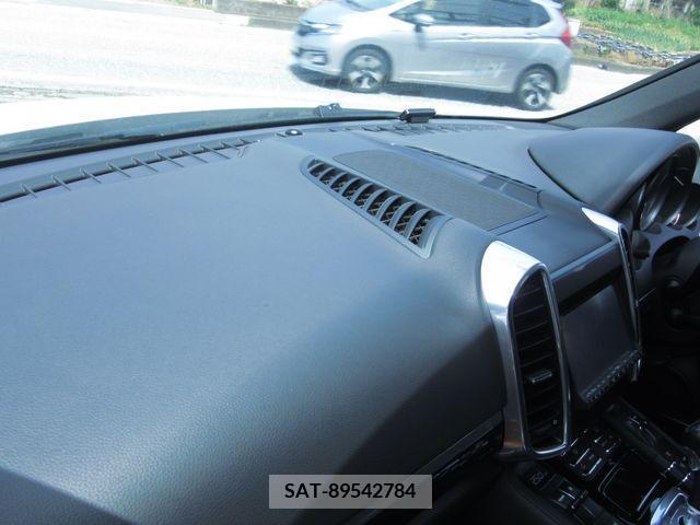 Porsche CAYENNE 2011-03 222731-13