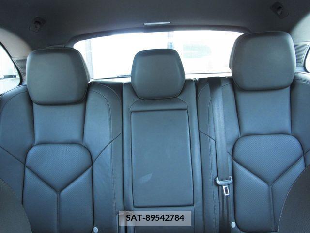 Porsche CAYENNE 2011-03 222731-14