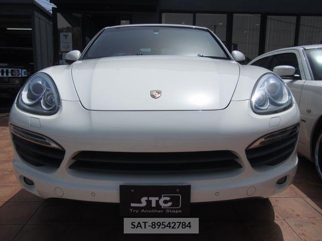 Porsche CAYENNE 2011-03 222731-1