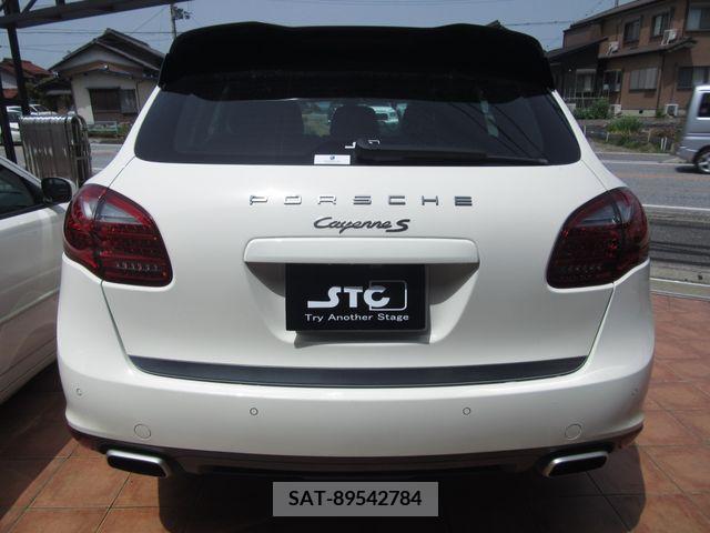 Porsche CAYENNE 2011-03 222731-21