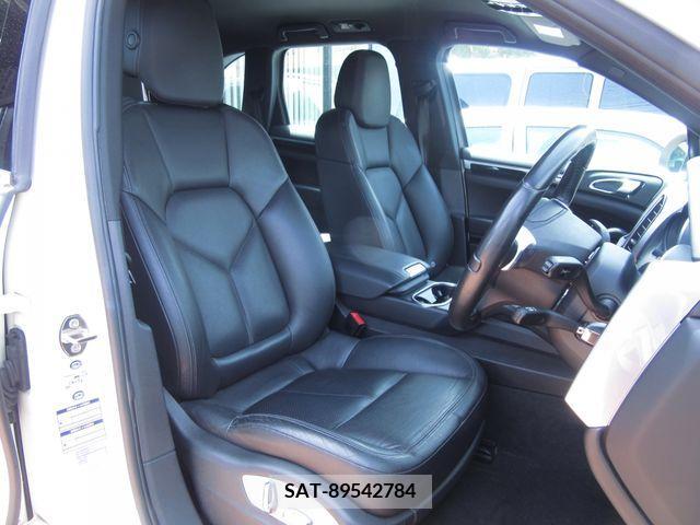 Porsche CAYENNE 2011-03 222731-5