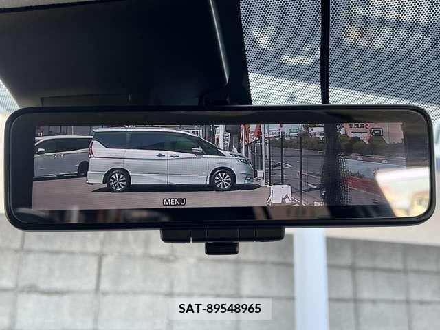 Nissan LEAF 2019-11 219747-11