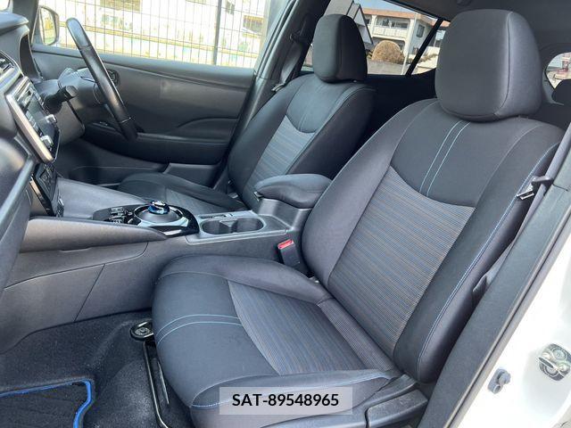 Nissan LEAF 2019-11 219747-16