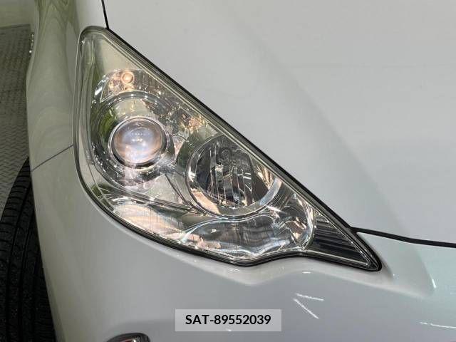 Toyota AQUA 2012-09 260914-12