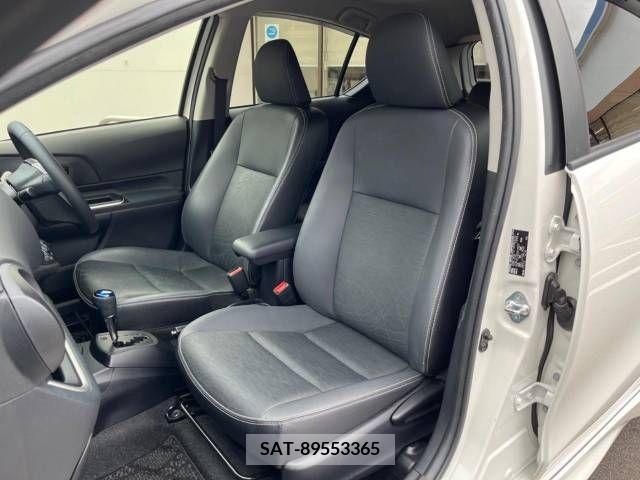 Toyota AQUA 2014-04 386553-8