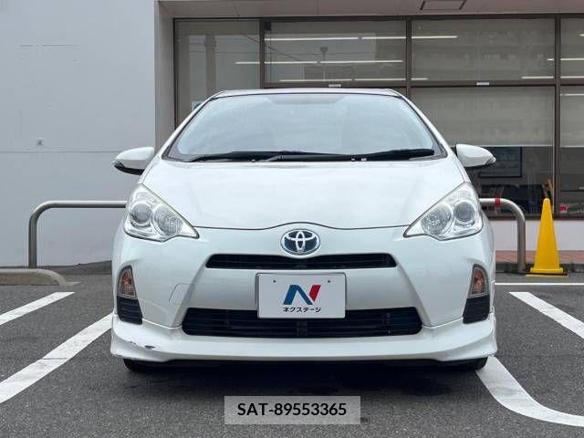 Toyota AQUA 2014-04 386553-14