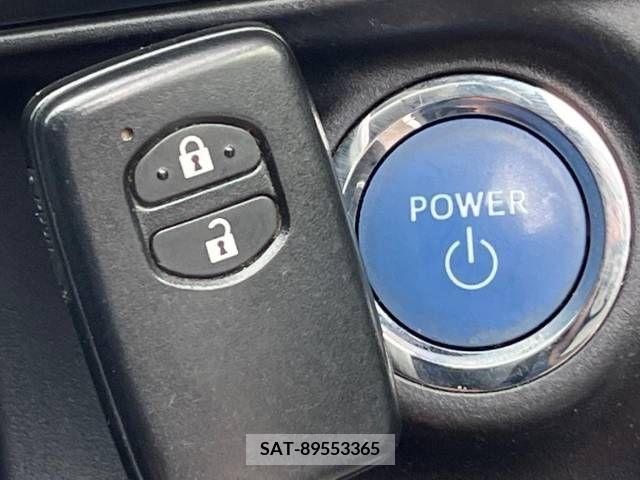 Toyota AQUA 2014-04 386553-4