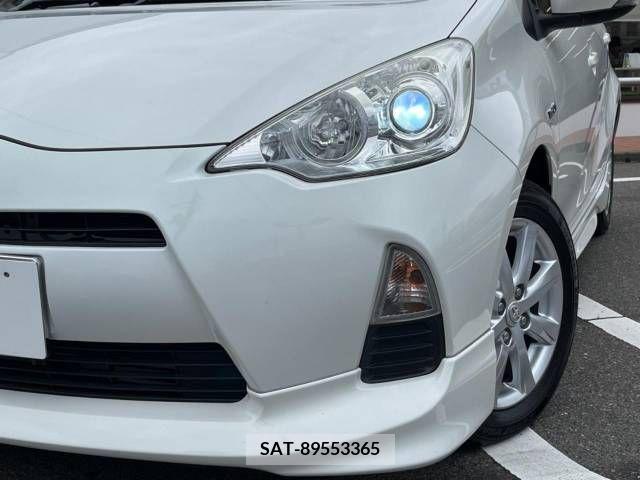 Toyota AQUA 2014-04 386553-12