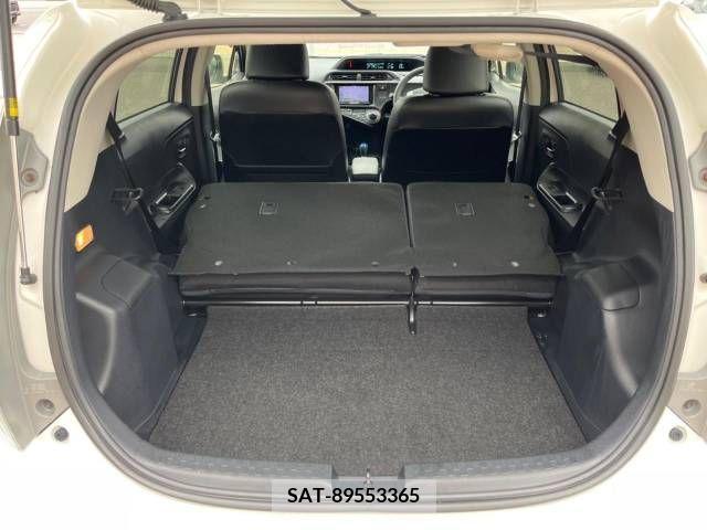 Toyota AQUA 2014-04 386553-10
