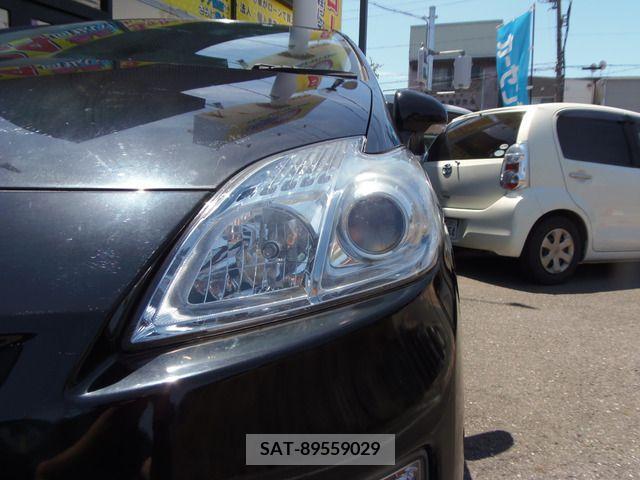 Toyota PRIUS 2011-09 281773-10