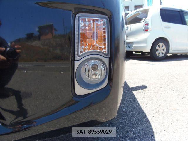 Toyota PRIUS 2011-09 281773-12