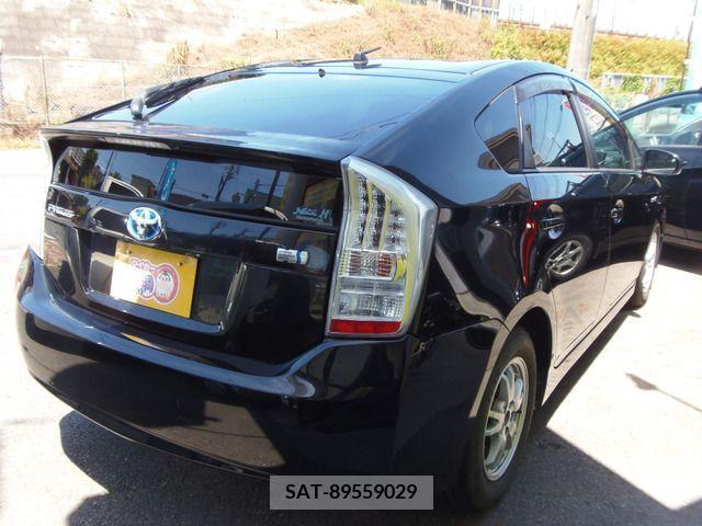 Toyota PRIUS 2011-09 281773-17