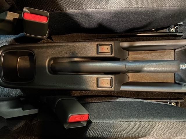 Suzuki SWIFT 2022-11 4558-12