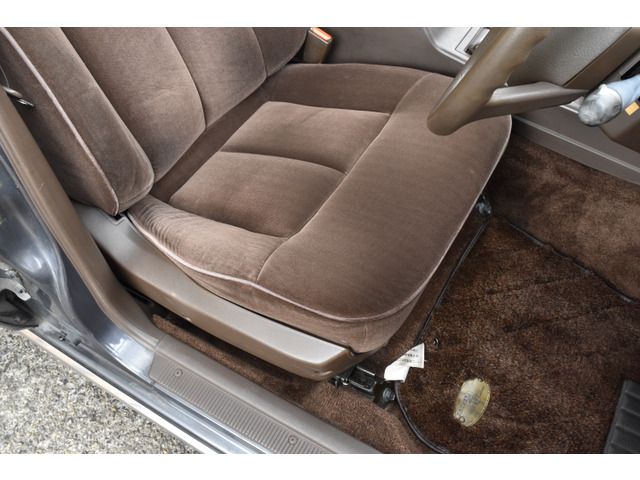 Nissan CEDRIC HARDTOP 1990-12 3165-16
