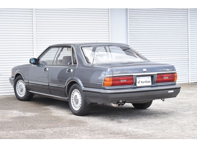 Nissan CEDRIC HARDTOP 1990-12 3165-1