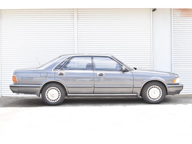 Nissan CEDRIC HARDTOP 1990-12 3165-9