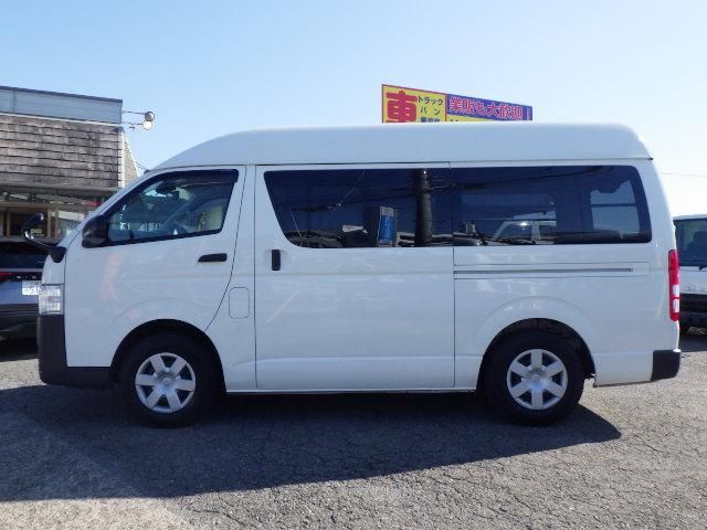 Toyota HIACE VAN 2018-10 189183-2
