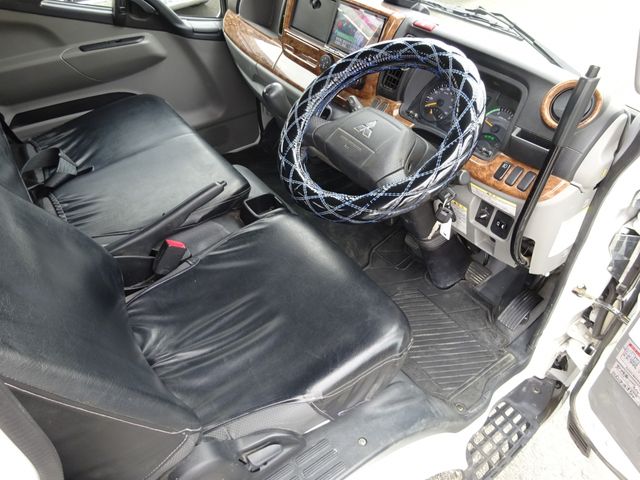 Mitsubishi CANTER 2018-09 23103-17