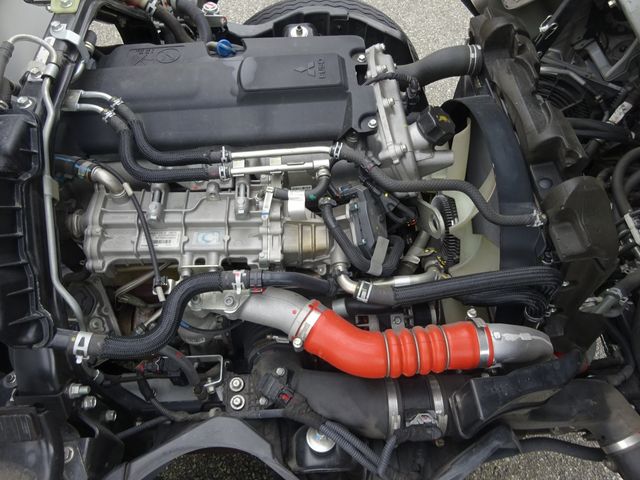 Mitsubishi CANTER 2018-09 23103-25