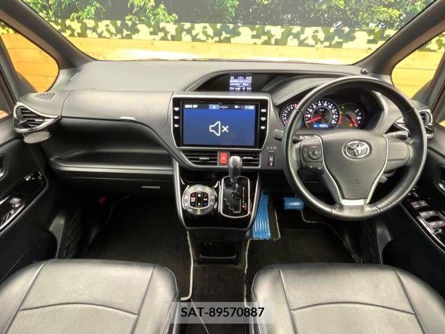 Toyota VOXY 2018-11 321589-1