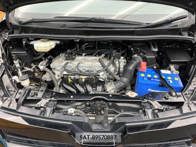 Toyota VOXY 2018-11 321589-19
