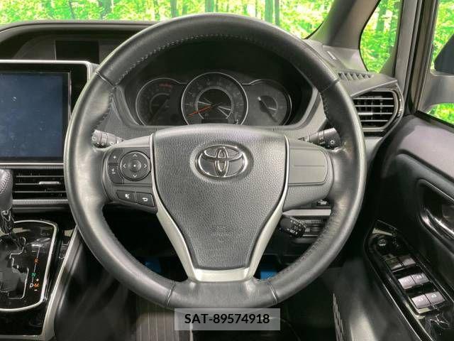 Toyota VOXY 2019-07 348064-10