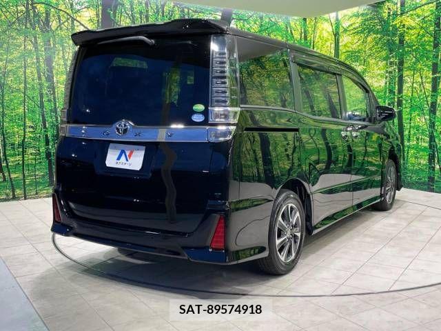 Toyota VOXY 2019-07 348064-15