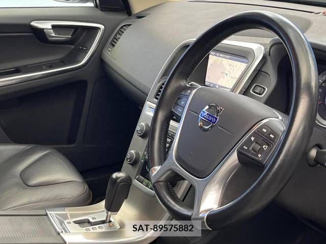 Volvo XC60 2012-03 328050-12