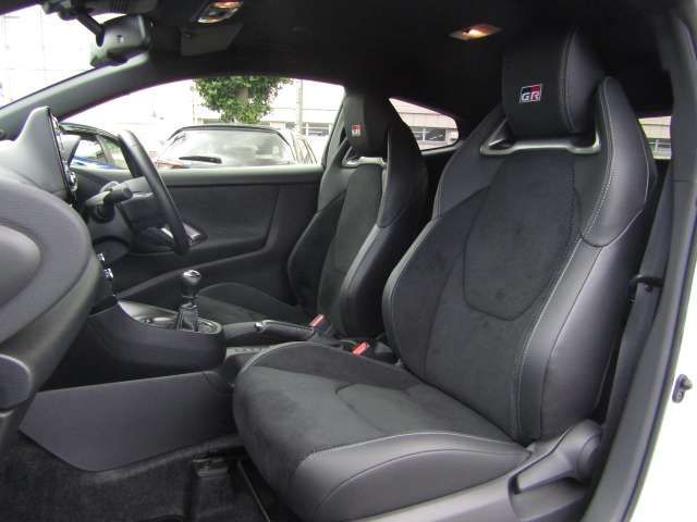 Toyota YARIS 2021-02 14718-12