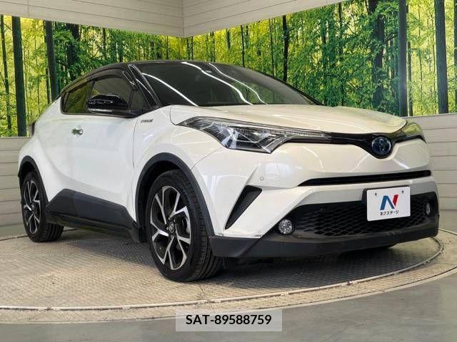 Toyota C-HR 2017-11 294906-16