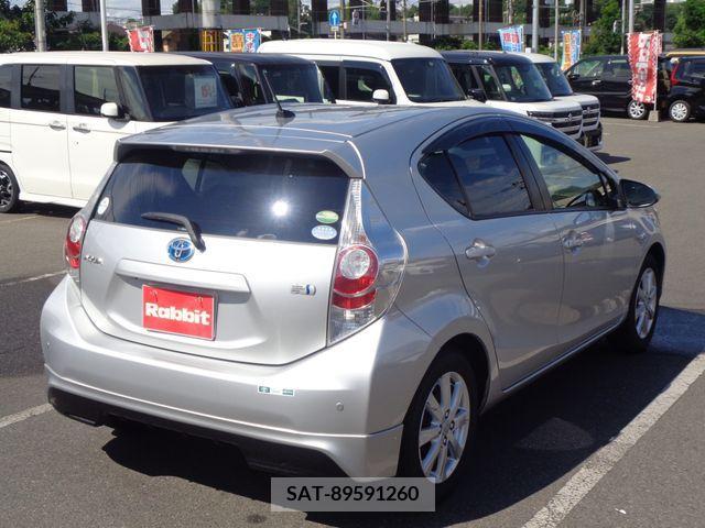 Toyota AQUA 2014-02 314190-12