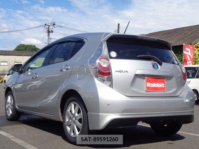 Toyota AQUA 2014-02 314190-11