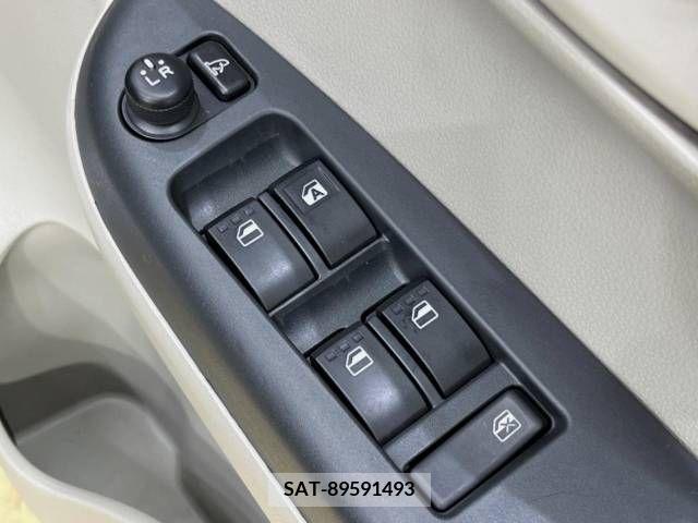 Toyota PASSO 2016-01 327717-7