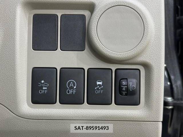 Toyota PASSO 2016-01 327717-6