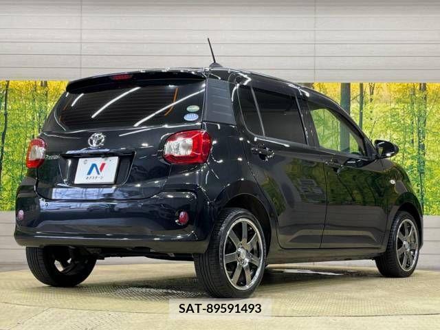 Toyota PASSO 2016-01 327717-17