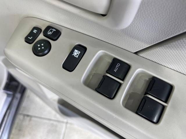 Suzuki WAGON R 2018-05 22096-7