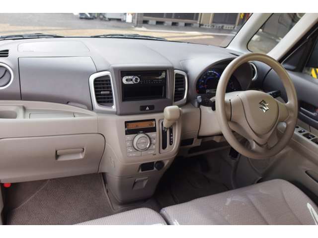 Suzuki SPACIA 2014-02 681-5