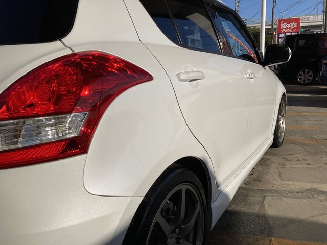 Suzuki SWIFT 2013-02 180964-6