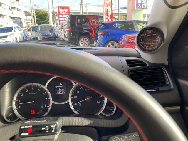 Suzuki SWIFT 2013-02 180964-23