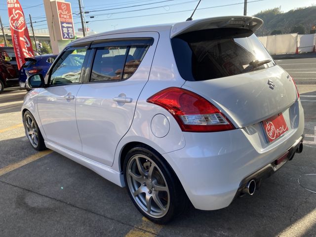Suzuki SWIFT 2013-02 180964-10