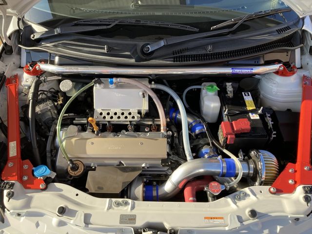 Suzuki SWIFT 2013-02 180964-25