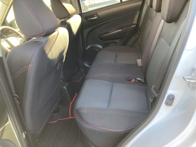 Suzuki SWIFT 2013-02 180964-18