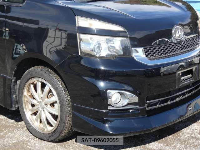 Toyota VOXY 2010-08 251966-19