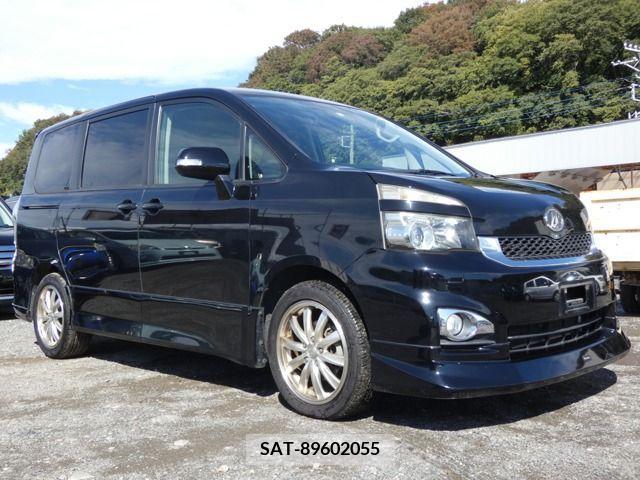Toyota VOXY 2010-08 251966-0