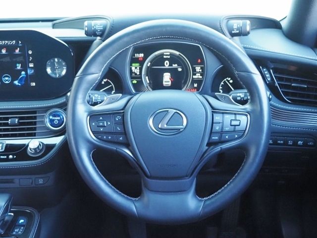 Lexus LS 2020-11 187263-17