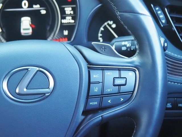 Lexus LS 2020-11 187263-18