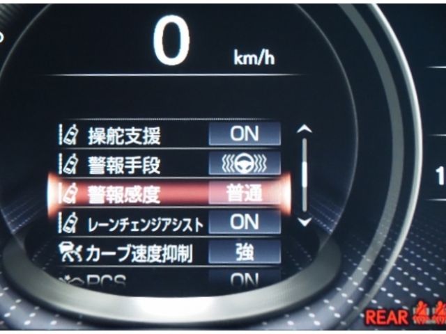 Lexus LS 2020-11 187263-27