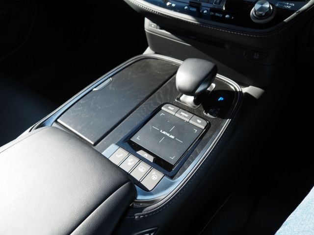 Lexus LS 2020-11 187263-29